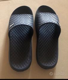 Ciabatte in plastica blu n.43