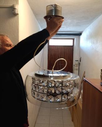 Lampadario in gocce di vetro