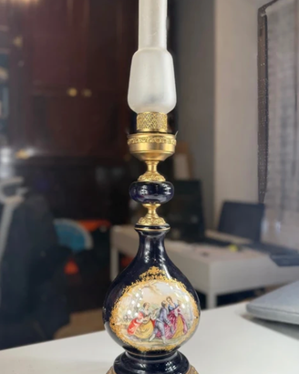 Lampada in porcellana vintage