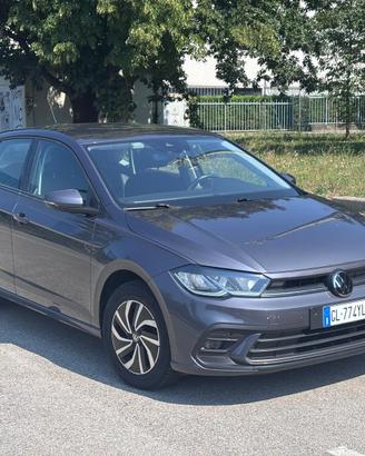 Volkswagen Polo VI 2022 1.0 tsi Life 95cv