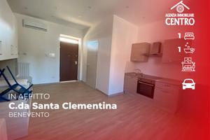 Monolocale arredato con posto auto