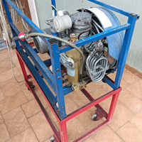 Compressore BAUER per bombole marine