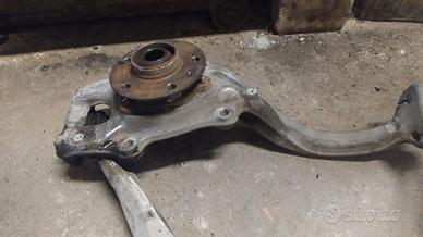 Fuso Anteriore Sinistro per Audi A4