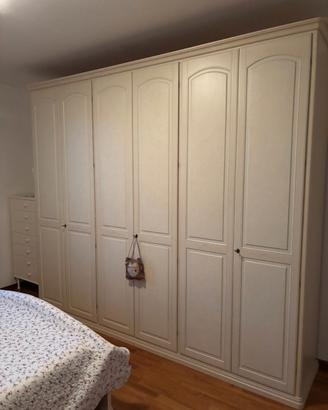 Armadio Spazioso ed Elegante – Beige Caldo