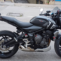 Triumph Trident 660