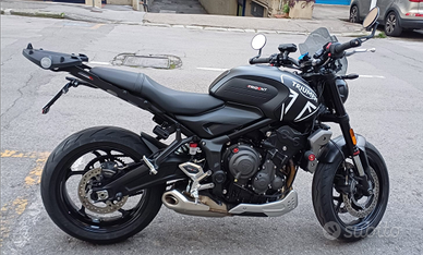Triumph Trident 660