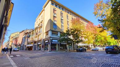 Negozio Piacenza [Cod. rif 3271273VCG]