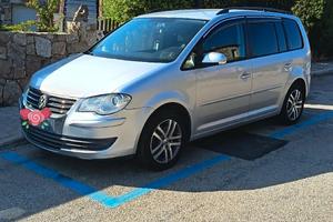 touran 7 posti 