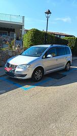 touran 7 posti 