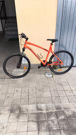 Bicicletta btwin arancione 26"