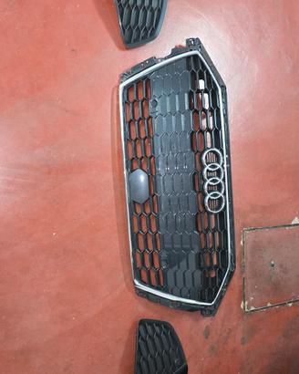 Ricambi Audi A3 8Y (griglia, placchette laterali)