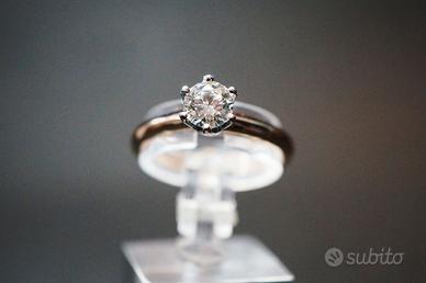 Anello Solitario con Diamante Naturale 0.60 ct
