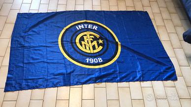 bandiera internazionale milano