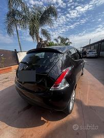 Lancia Y 1.3 mtj 2014