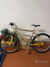 MTB GIANT ATX850