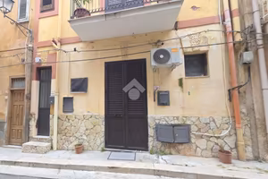 2 LOCALI A VILLABATE