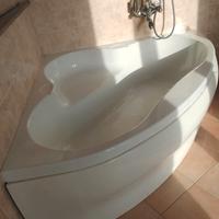 Vasca angolare e Sanitari vari