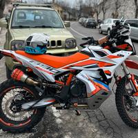 KTM 890 Adventure R 2025