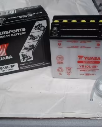Batteria moto scooter yuasa yb10lbp - yb10l bp
