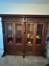 Scrivania e libreria