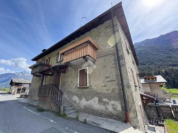4 LOCALI A VALDISOTTO