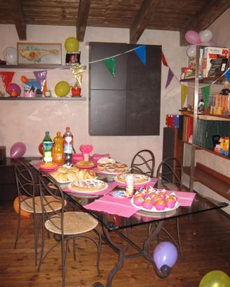 TAVOLO con cristallo