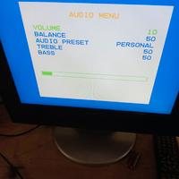 Monitor Tv e Pc 15”con lettore DVD e telecomando