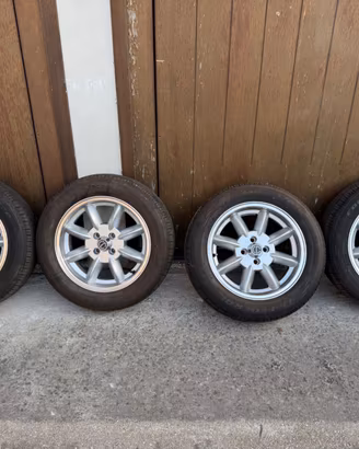 4 Cerchi Minilight 15” + Gomme x Triumph TR6 e TR7