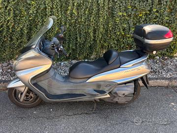 Scooter Yamaha Majesty 400