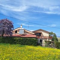 Casa bifamiiliare indipendente