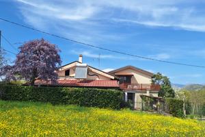 Casa bifamiiliare indipendente