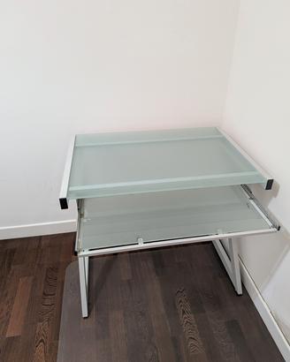 Scrivania in vetro satinato e metallo bianco