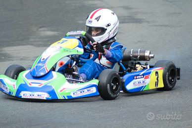 DIVENTA PILOTA DI GO KART