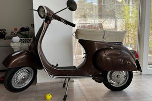 Piaggio - Vespa 125 Primavera - Coca Cola