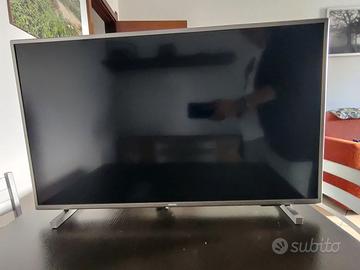 Philips 32" Full HD Ambilight Smart TV – 32PFS6905