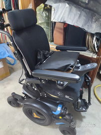 Sedia a rotelle elettrica