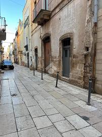 Magazzino a casamassima