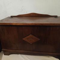 Cassapanca in legno - arte povera