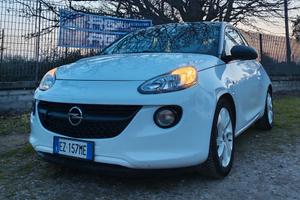 Opel Adam 1.4 87 CV Glam