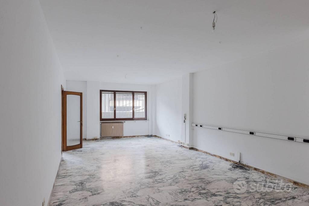 Immobile di 125 m² con 4 locali a Varese - Vista 5