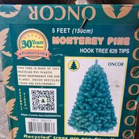 albero di natale addobbato