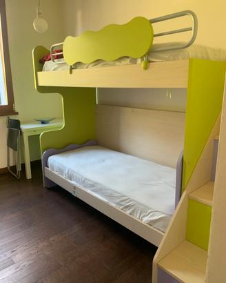 Letto a castello con scala a cassetti+materassi