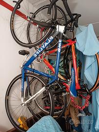 bicicletta da corsa alluminio e carbonio 