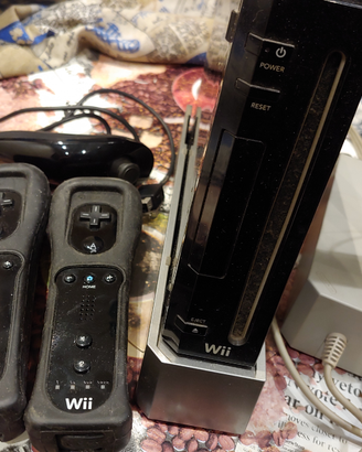 Nintendo Wii Black Edition + gioco