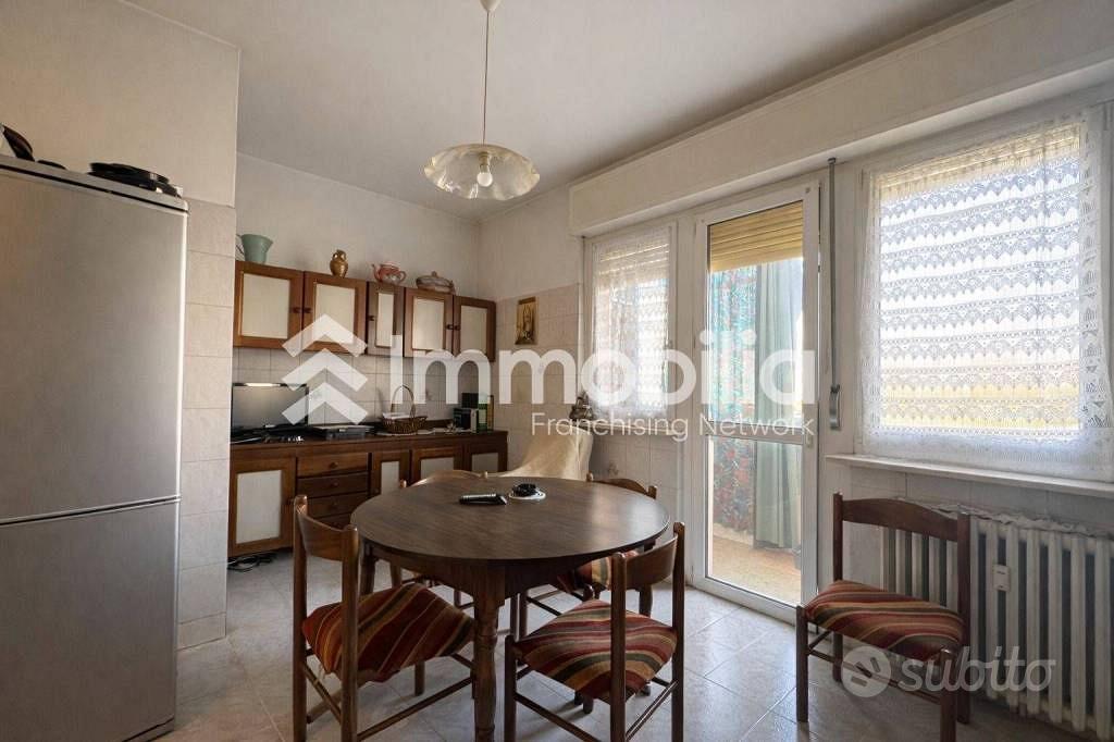Apartment in Torino, Circoscrizione 2 - Vista 3
