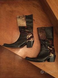 Texani in pelle e pelliccia