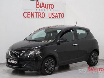 Lancia Ypsilon 1.0 firefly hybrid Gold s&s 70...