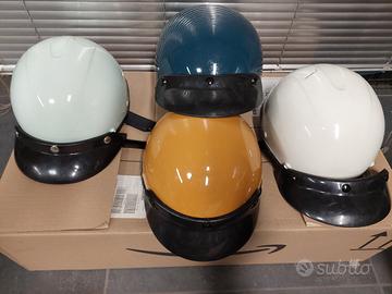 Caschi per VESPA in colore originale 