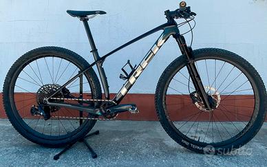 TREK PROCALIBER 9.7
con Pedali TAGLIA М 