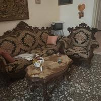 Vendita salotto e comodini